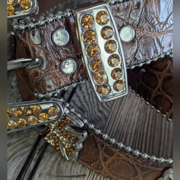 Moc-crocodile Leather Belt Amber Crystals And Crosses Excellent Condition - Picture 4 of 14